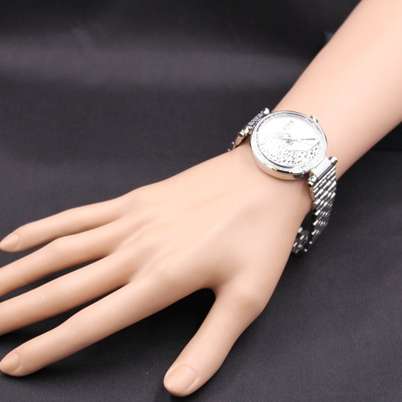 Panther Diamond White Dial Unisex Watch main image 3